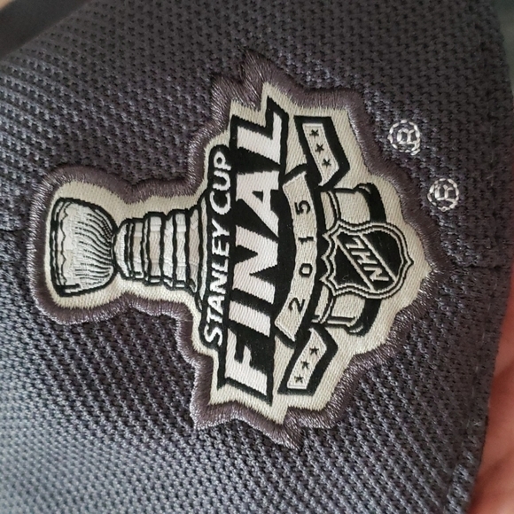 STANLEY CUP CHAMPIONS 2015 Cap - Picture 8 of 10